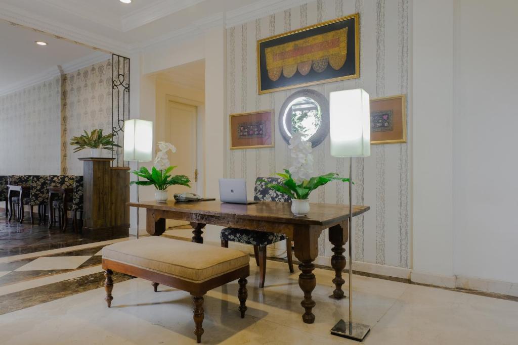 Artotel Casa Hangtuah Jakarta Exterior foto